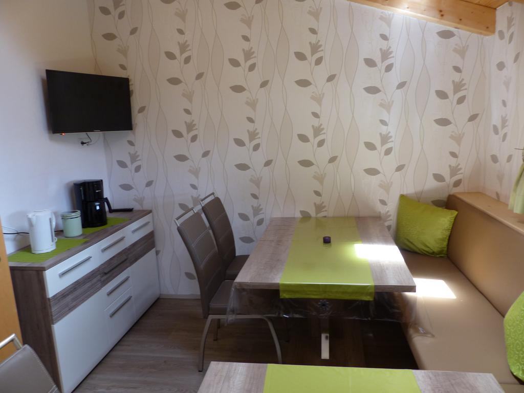 מלון ניוסטיפט אים סטובאיטל Haus Hildegard מראה חיצוני תמונה